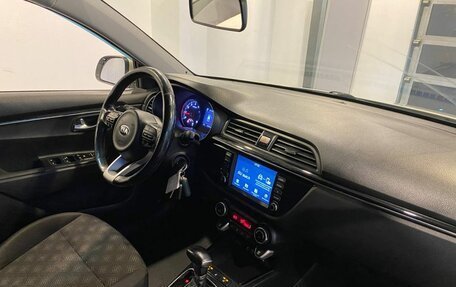 KIA Rio IV, 2018 год, 1 730 000 рублей, 12 фотография