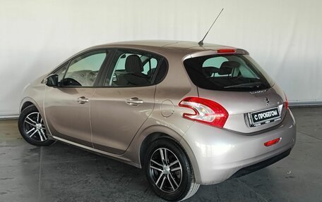 Peugeot 208 II, 2013 год, 865 000 рублей, 7 фотография