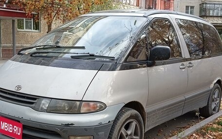 Toyota Estima III рестайлинг -2, 1992 год, 250 000 рублей, 1 фотография