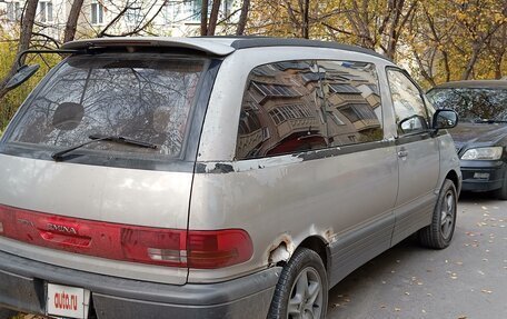 Toyota Estima III рестайлинг -2, 1992 год, 250 000 рублей, 3 фотография