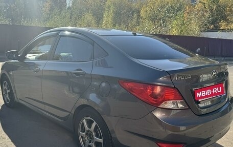 Hyundai Solaris II рестайлинг, 2011 год, 785 000 рублей, 9 фотография