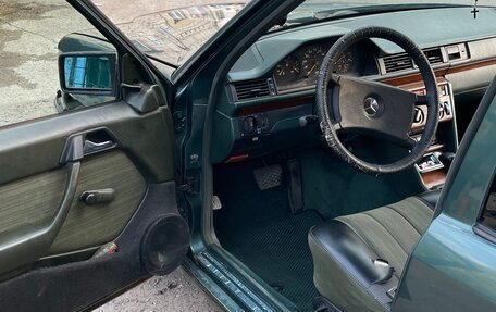 Mercedes-Benz W124, 1992 год, 380 000 рублей, 17 фотография