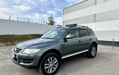 Volkswagen Touareg III, 2009 год, 1 935 000 рублей, 4 фотография