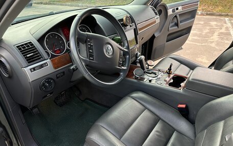 Volkswagen Touareg III, 2009 год, 1 935 000 рублей, 27 фотография