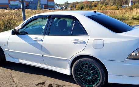 Toyota Altezza, 2002 год, 1 200 000 рублей, 4 фотография