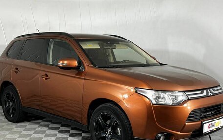 Mitsubishi Outlander III рестайлинг 3, 2012 год, 1 430 000 рублей, 3 фотография