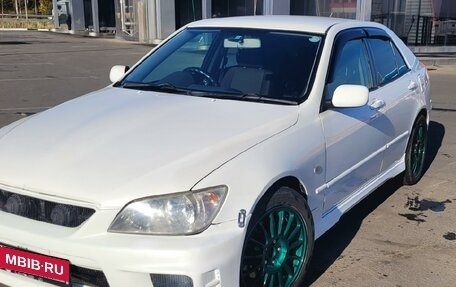 Toyota Altezza, 2002 год, 1 200 000 рублей, 5 фотография