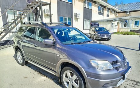 Mitsubishi Outlander III рестайлинг 3, 2005 год, 815 000 рублей, 12 фотография