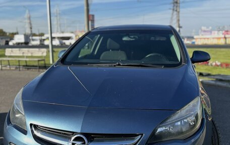 Opel Astra J, 2012 год, 750 000 рублей, 2 фотография