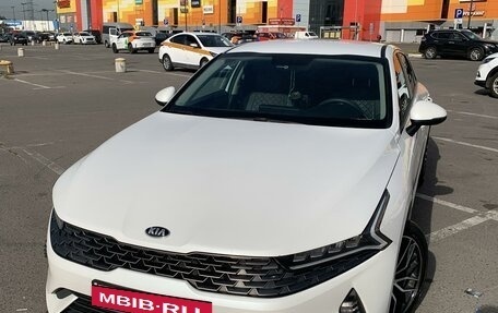 KIA K5, 2020 год, 2 950 000 рублей, 2 фотография