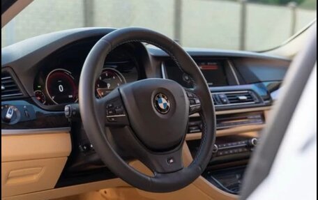 BMW 5 серия, 2015 год, 4 000 000 рублей, 5 фотография