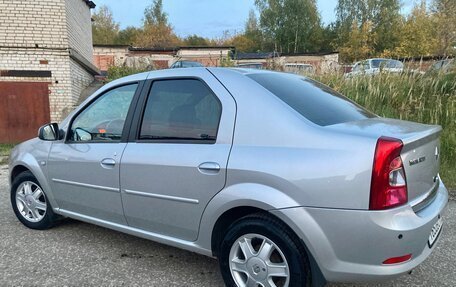 Renault Logan I, 2013 год, 795 000 рублей, 4 фотография