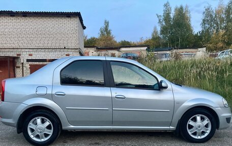 Renault Logan I, 2013 год, 795 000 рублей, 9 фотография