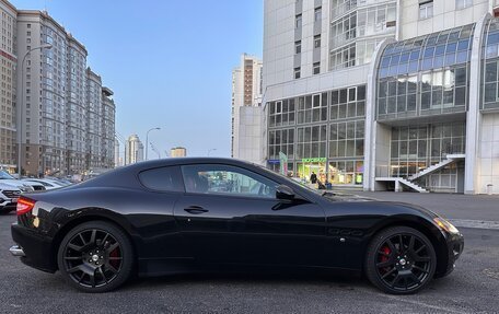 Maserati GranTurismo, 2007 год, 2 700 000 рублей, 5 фотография