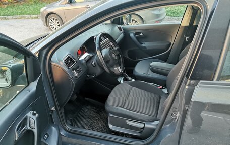 Volkswagen Polo VI (EU Market), 2013 год, 850 000 рублей, 19 фотография