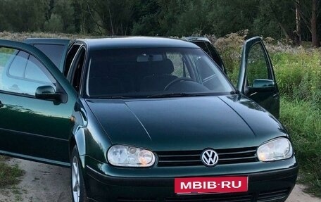 Volkswagen Golf IV, 1998 год, 420 000 рублей, 1 фотография