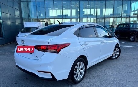 Hyundai Solaris II рестайлинг, 2017 год, 1 150 000 рублей, 3 фотография