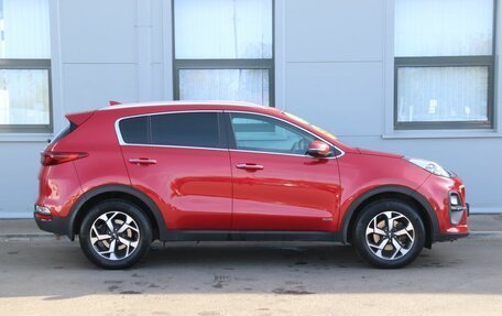 KIA Sportage IV рестайлинг, 2021 год, 2 899 000 рублей, 4 фотография