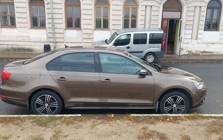 Volkswagen Jetta VI, 2012 год, 1 350 000 рублей, 8 фотография