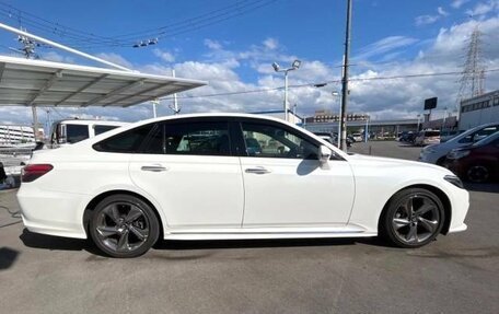 Toyota Crown, 2020 год, 2 400 000 рублей, 5 фотография