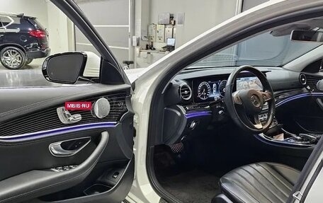 Mercedes-Benz E-Класс, 2020 год, 3 299 999 рублей, 10 фотография