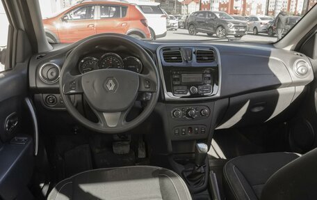 Renault Logan II, 2015 год, 719 000 рублей, 6 фотография