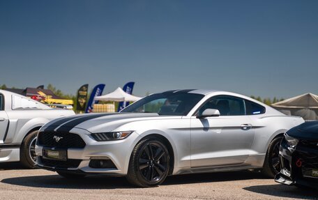 Ford Mustang VI рестайлинг, 2017 год, 3 100 000 рублей, 13 фотография