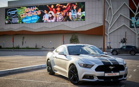 Ford Mustang VI рестайлинг, 2017 год, 3 100 000 рублей, 11 фотография