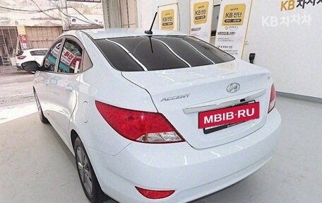 Hyundai Accent IV, 2019 год, 1 407 000 рублей, 4 фотография