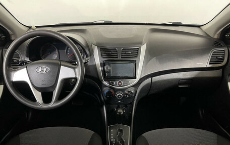 Hyundai Solaris II рестайлинг, 2013 год, 877 000 рублей, 12 фотография