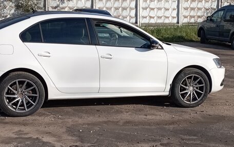 Volkswagen Jetta VI, 2012 год, 999 999 рублей, 5 фотография