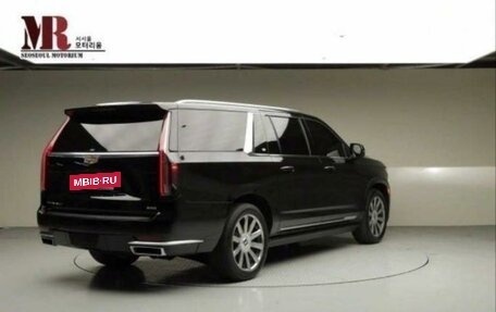 Cadillac Escalade V, 2022 год, 14 330 000 рублей, 2 фотография