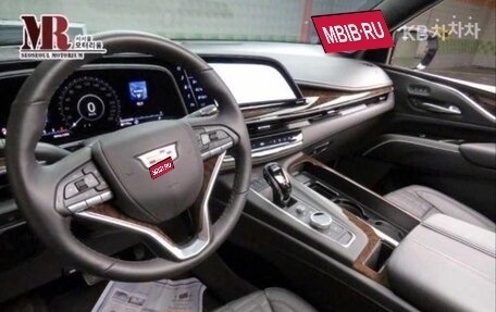 Cadillac Escalade V, 2022 год, 14 330 000 рублей, 5 фотография