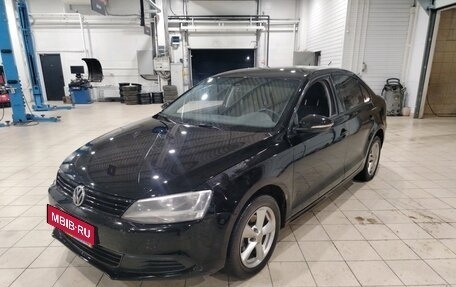 Volkswagen Jetta VI, 2013 год, 1 100 000 рублей, 1 фотография