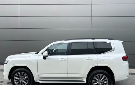 Toyota Land Cruiser, 2023 год, 14 100 000 рублей, 2 фотография