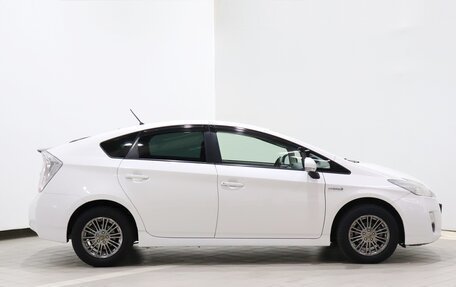 Toyota Prius, 2014 год, 1 250 000 рублей, 4 фотография