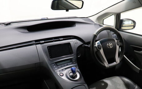 Toyota Prius, 2014 год, 1 250 000 рублей, 14 фотография