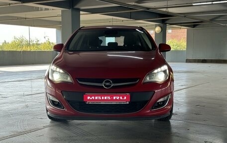 Opel Astra J, 2013 год, 950 000 рублей, 2 фотография