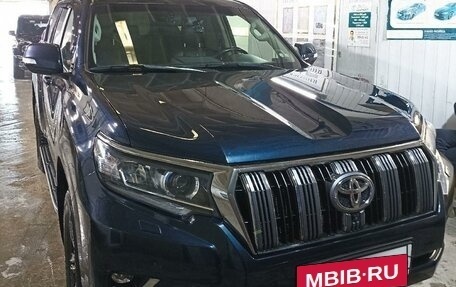 Toyota Land Cruiser Prado 150 рестайлинг 2, 2019 год, 6 200 000 рублей, 11 фотография