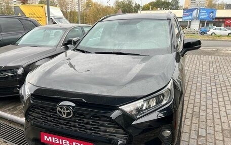 Toyota RAV4, 2020 год, 3 555 000 рублей, 1 фотография