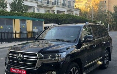 Toyota Land Cruiser 200, 2018 год, 8 250 000 рублей, 1 фотография