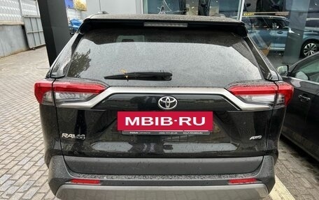 Toyota RAV4, 2020 год, 3 555 000 рублей, 8 фотография