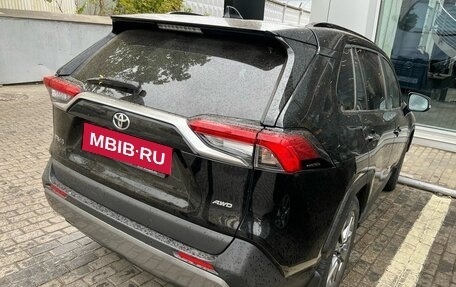 Toyota RAV4, 2020 год, 3 555 000 рублей, 3 фотография