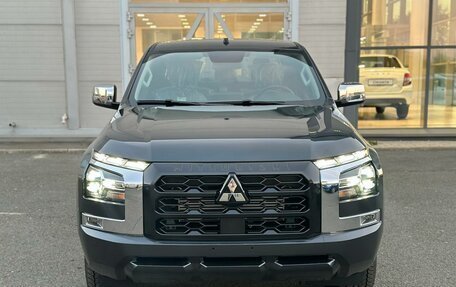 Mitsubishi L200, 2024 год, 5 399 000 рублей, 2 фотография