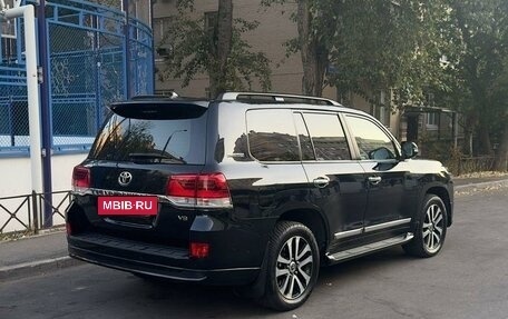 Toyota Land Cruiser 200, 2018 год, 8 250 000 рублей, 4 фотография