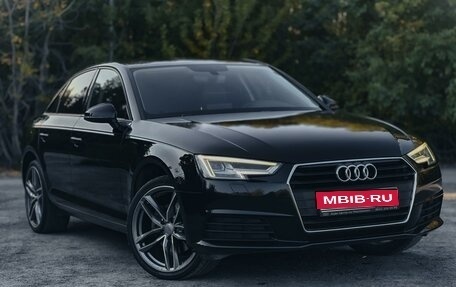 Audi A4, 2017 год, 2 340 000 рублей, 1 фотография