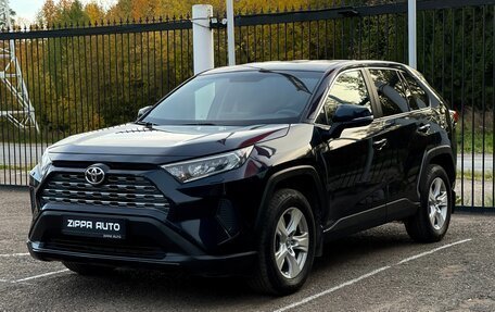 Toyota RAV4, 2019 год, 2 849 000 рублей, 3 фотография