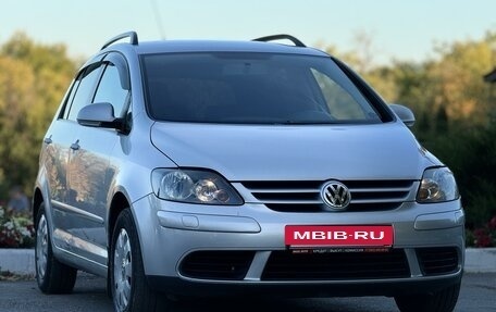 Volkswagen Golf Plus I, 2008 год, 790 000 рублей, 2 фотография