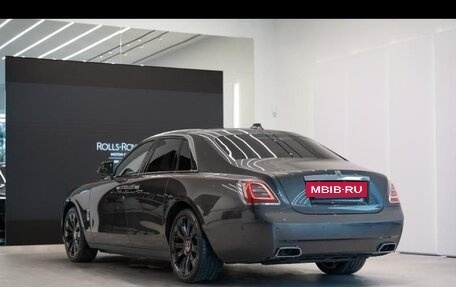 Rolls-Royce Ghost Series II рестайлинг, 2022 год, 49 000 000 рублей, 8 фотография