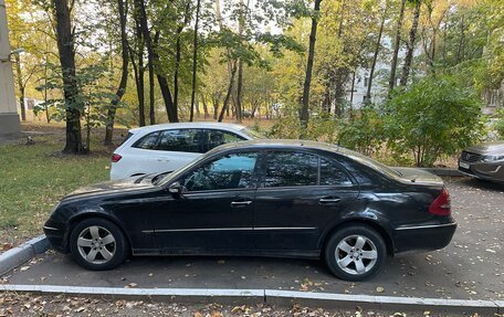 Mercedes-Benz E-Класс, 2004 год, 940 000 рублей, 9 фотография